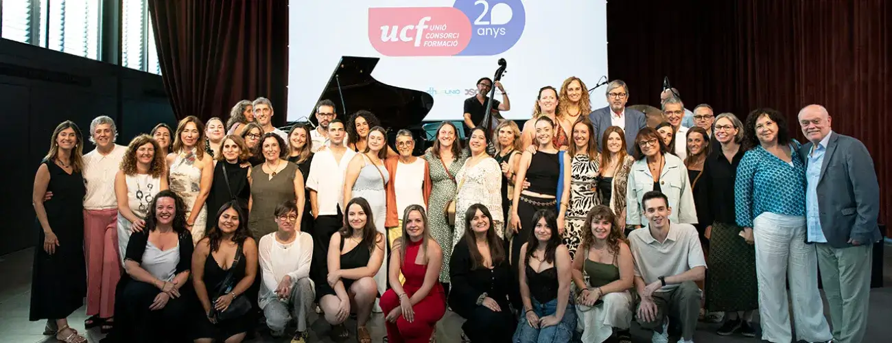 Equip d'UCF i el Consell d'Administració - Celebració del 20è aniversari UCF al Mercat del Born